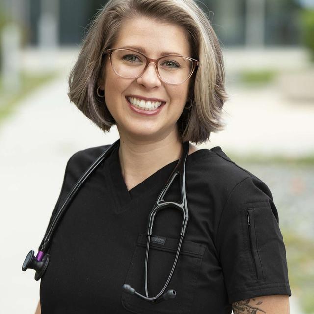 Rapid Response Nurse and Podcast Host, Sarah Lorenzini - podcast episode cover