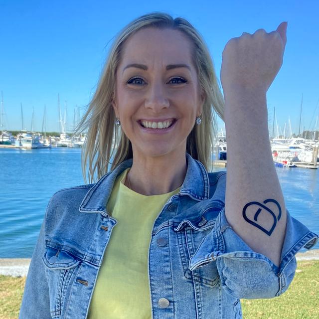 Hope After Heartbreak: Ashleigh Conwell on Loss, Labels & Loving Again - podcast episode cover
