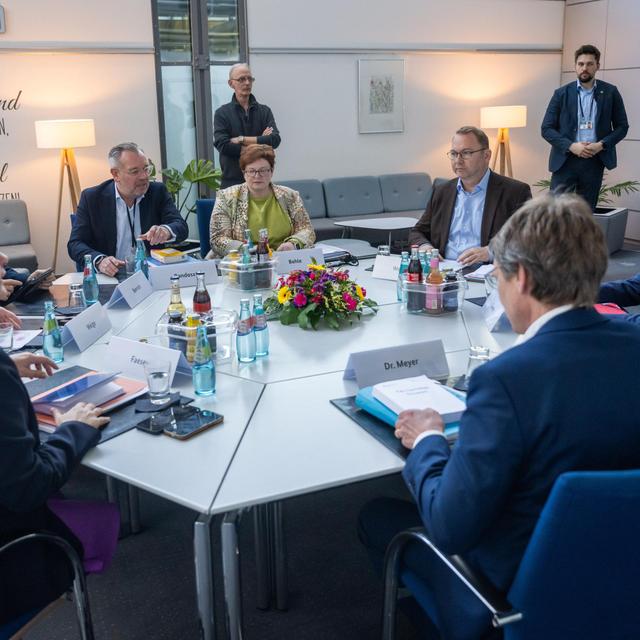19. März 2025 - Die Wirtschaftspresseschau - podcast episode cover