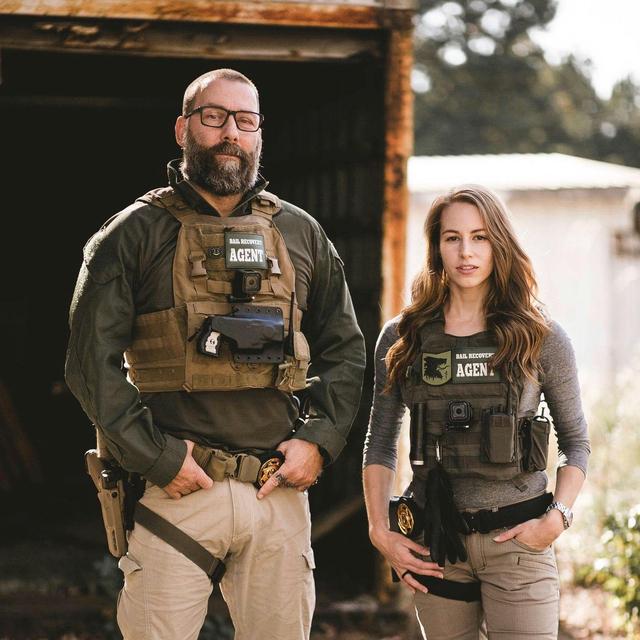 Bounty Hunters - podcast episode cover