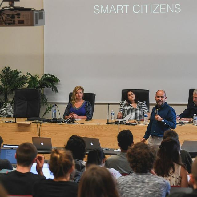 #3 From smart city to smart citizens - podcast episode cover