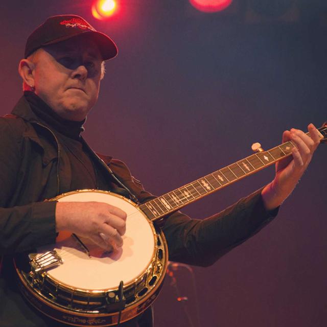 Miking Banjos with Todd "Banjoman" Taylor - podcast episode cover
