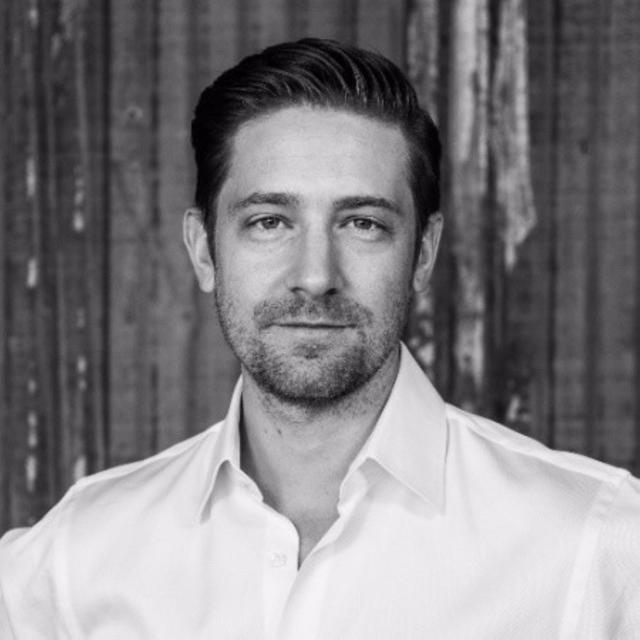 1085: The Strategic Power of Curiosity | Erik Rothschild, CFO, Cin7 - podcast episode cover