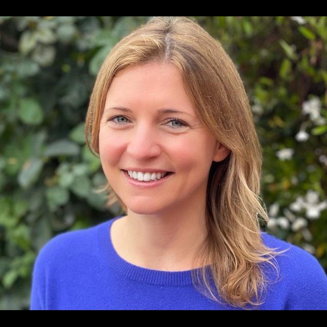Can LinkedIn Become A B2B Streaming Hub? - podcast episode cover