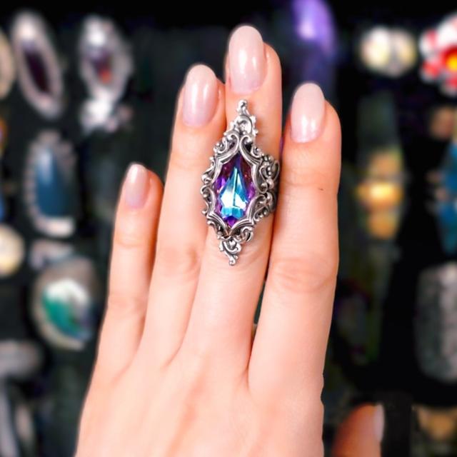 Relaxing ASMR: Whisper Tour of My Ornate Rings - podcast episode cover