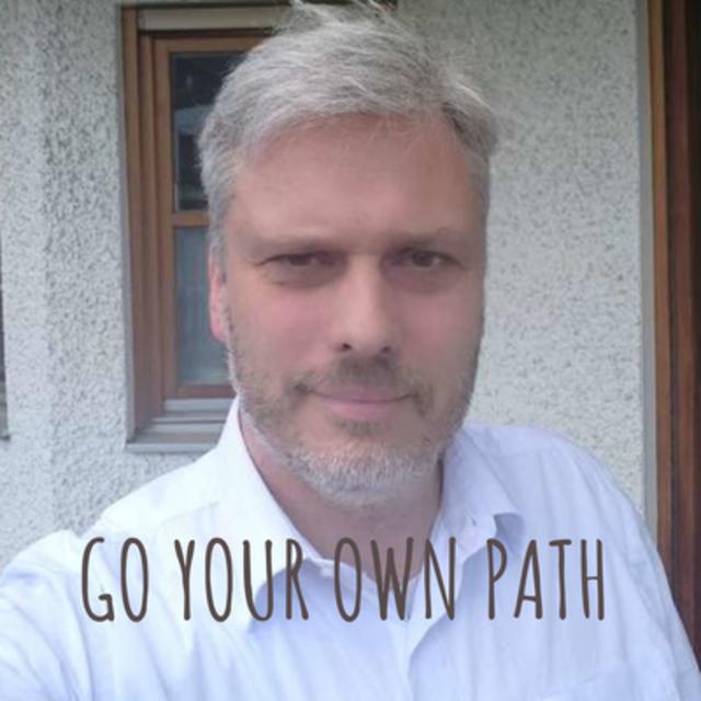 Go your own path (with Hartmut Schumacher) - podcast episode cover