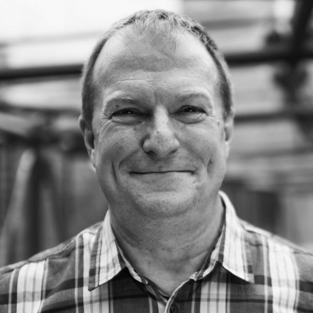 Interview 82: Peter Sheath on Addiction, Mental Health and the Middle Way - podcast episode cover