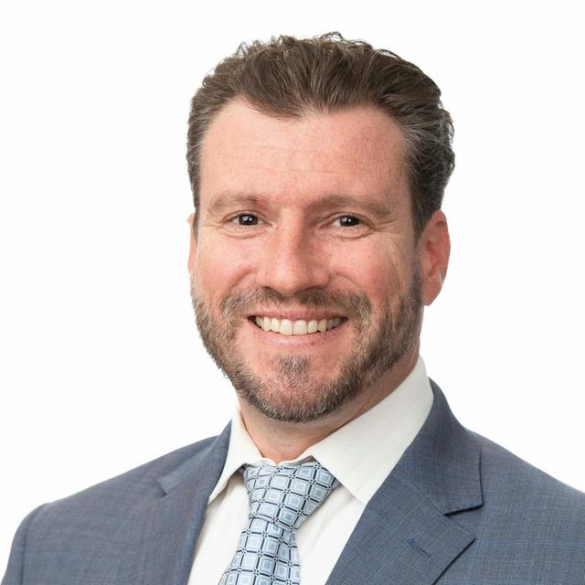 Ep. 296 Building an Ambulatory Surgery Center with Dr. Sean Hislop - podcast episode cover