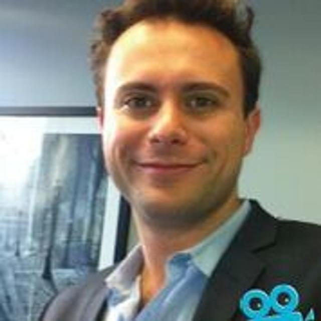 Azeo Fables, Creator of VizLingo - podcast episode cover