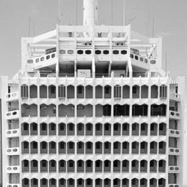 Dubai’s First Skyscraper - podcast episode cover