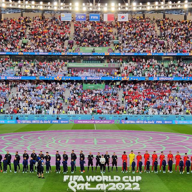Physics of The 2022 World Cup with John Eric Goff - podcast episode cover