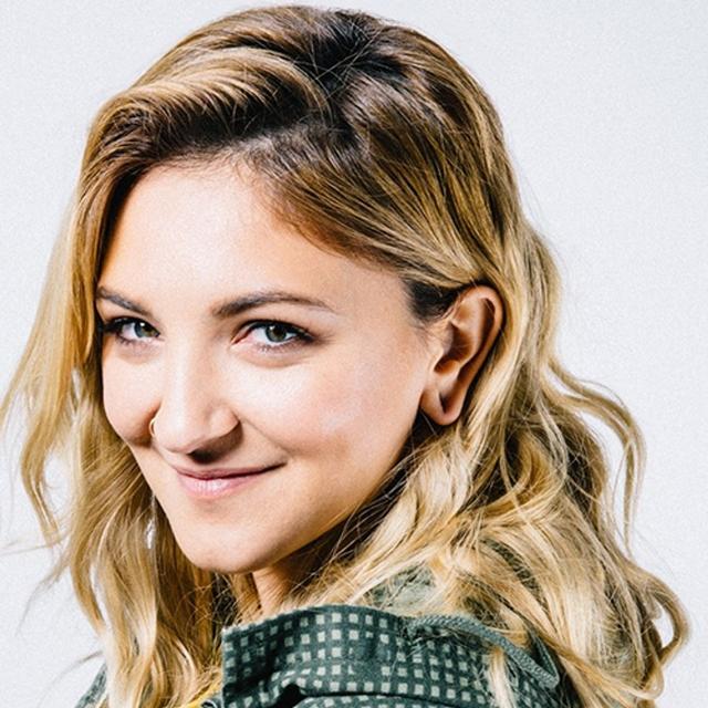 Julia Michaels - podcast episode cover