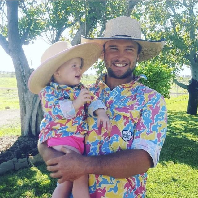 A simple call to check in on a mate with Sam Fryer - podcast episode cover