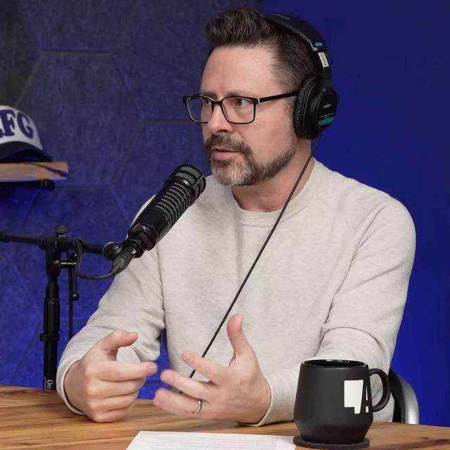 Marketing to a blue-collar B2B audience - podcast episode cover