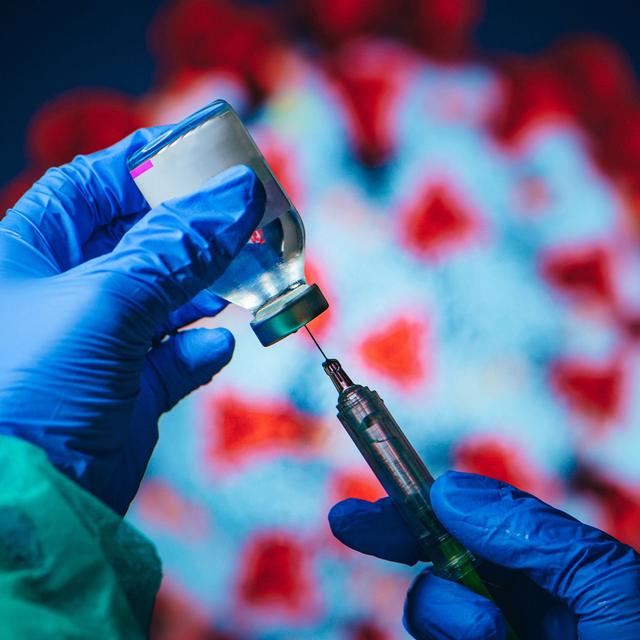 77: When will Japan get a vaccine for COVID-19? w/ Lisa Du - podcast episode cover