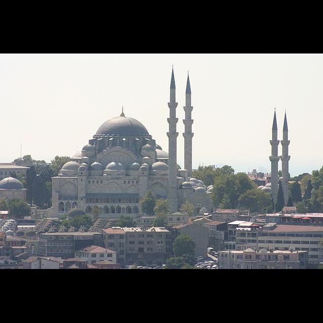 098 - The Süleymaniye Mosque of Istanbul and Suleiman the Magnificent - podcast episode cover