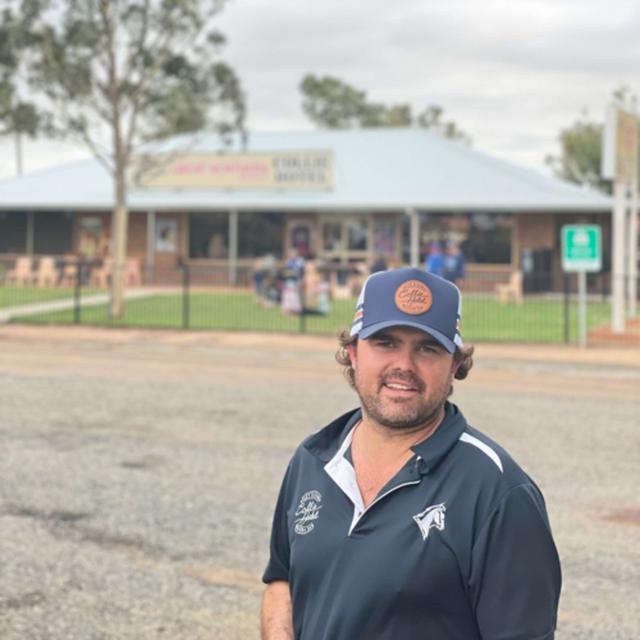 Mouse plagues, lockdowns and social media stardom at the Collie Hotel with Tom Hancock - podcast episode cover