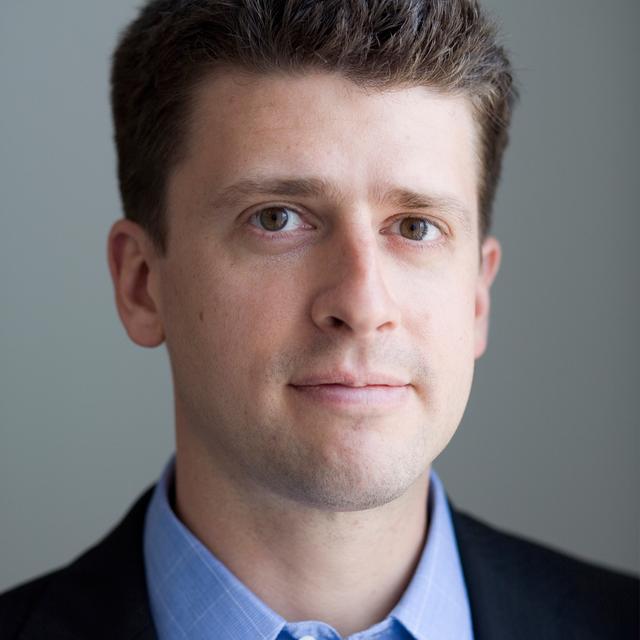 Dan Heath on Creating Life & Business Changing Moments - podcast episode cover