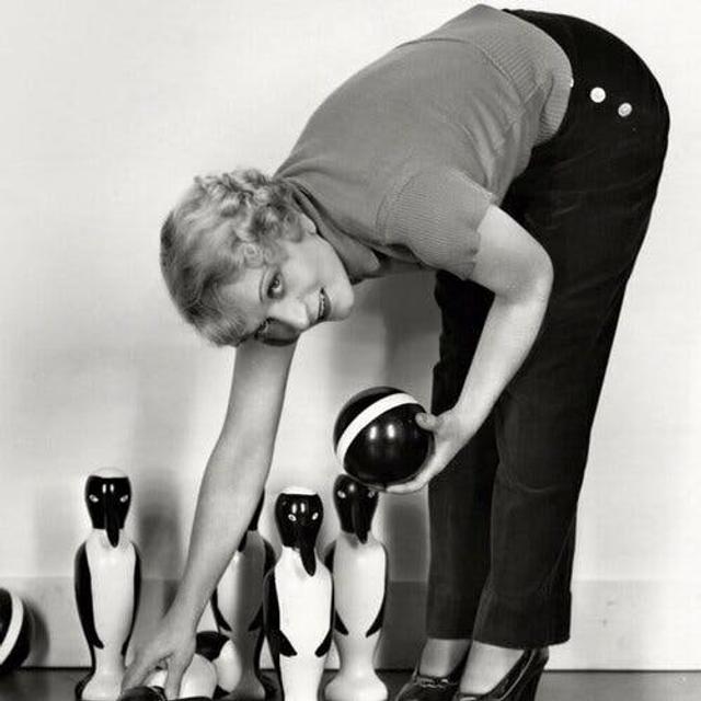 153: Hollywood’s First Weight Loss Guru: Madame Sylvia (Make Me Over, Episode 2) - podcast episode cover