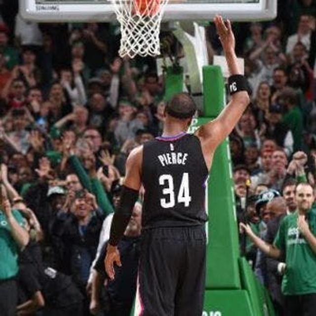 67: Paul Pierce Day Reactions | Celtics Defense Emerging | Jaylen Brown's Growth - podcast episode cover