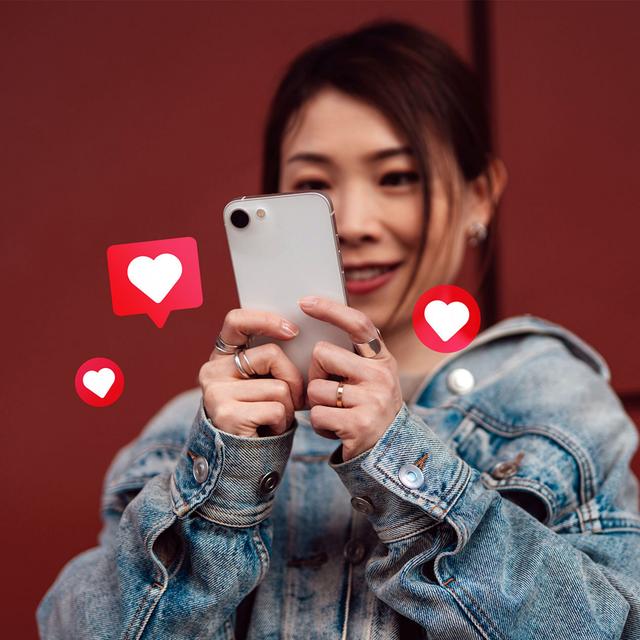 Dating a chatbot - podcast episode cover