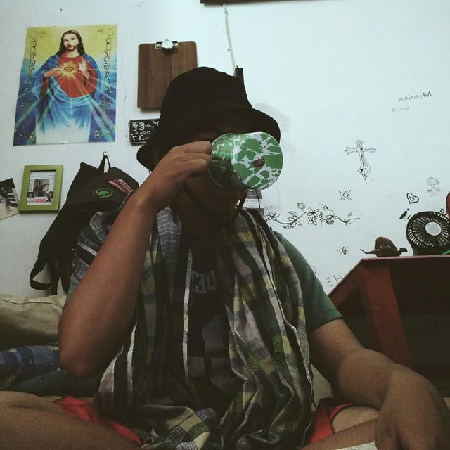 #11. Cari uang sampe rasisme - podcast episode cover