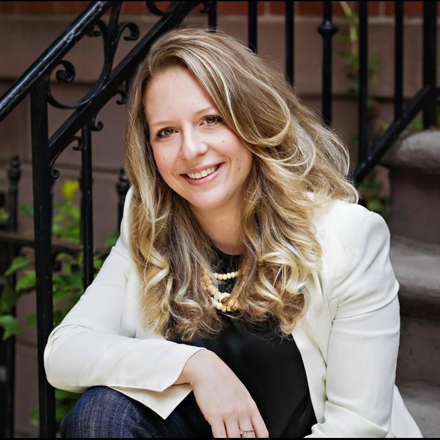 With Daria Lavelle, on her breakout novel 'Aftertaste' - podcast episode cover