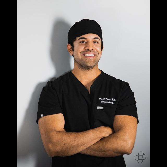 Dr. Adeel Khan - Regenerative Medicine, Anti-Aging for Top Athletes and Public - podcast episode cover