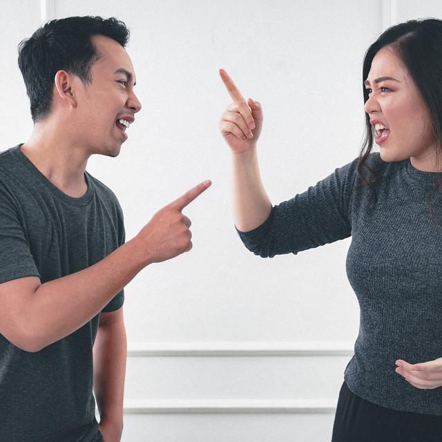 How To Deal With An Unhappy Marriage with Aditi Shukla Fozdar - podcast episode cover