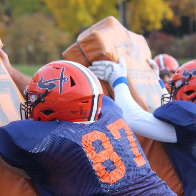 LISTEN: Recapping busy week in Hope athletics - podcast episode cover