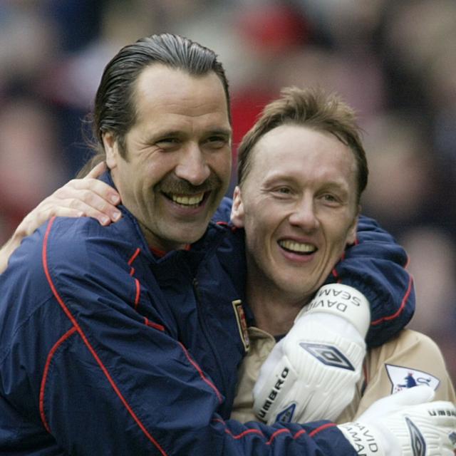 Bitesize: Lee Dixon - The Arsenal years - podcast episode cover