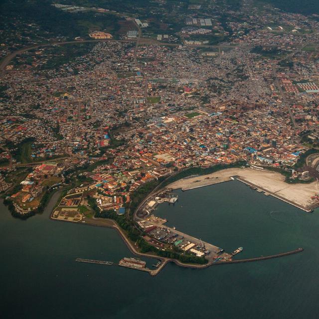 Nómadas - Bioko, isla verde con pasado español - 26/04/25 - podcast episode cover