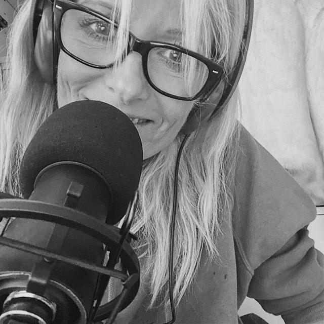 S07E15 - Gaby Roslin - podcast episode cover