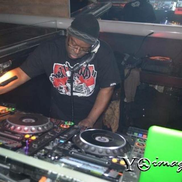DJ Kervyn Mark's Classics Mix 7/27/2014 - podcast episode cover