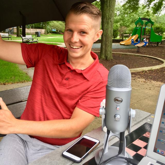 EP18: David Gillaspie on Why He Started Running, Chicago Marathon Prep, Pokemon Go, Audiobooks - podcast episode cover