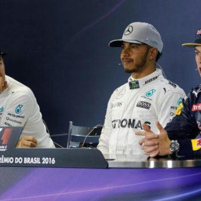 Forget Rosberg vs Hamilton, 2016 Is Verstappen's Year - podcast episode cover