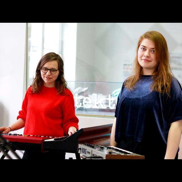 detektor.fm-Session mit Poems For Jamiro - "Wir fangen sofort an zu singen" - podcast episode cover