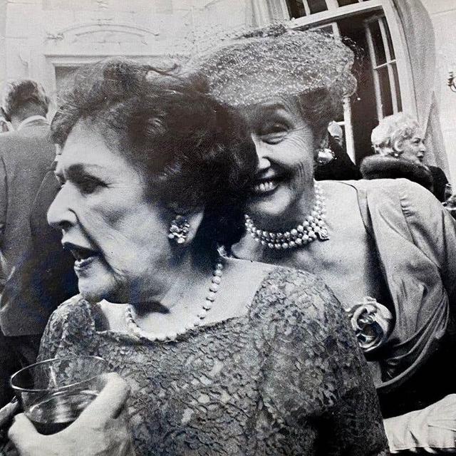 Gossip Girls: Louella Parsons And Hedda Hopper (The Queens Are Dead, Episode 9) - podcast episode cover