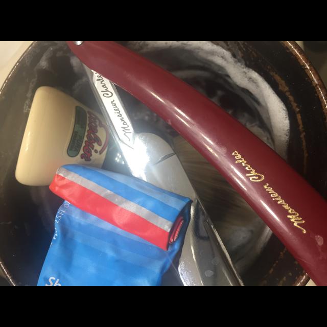 Ep 227 - Thoughts on the Monsieur Charles Razor - podcast episode cover