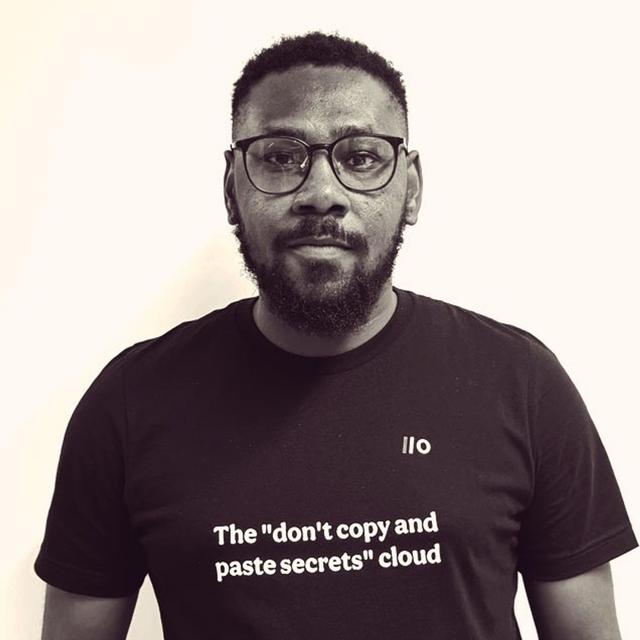 Managing secrets with Onboardbase and Dante Lex - podcast episode cover