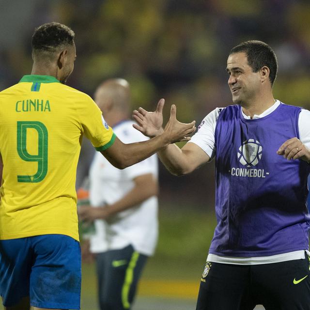 6ª Estrela #23 - Entrevista com André Jardine, o técnico em busca do ouro olímpico - podcast episode cover