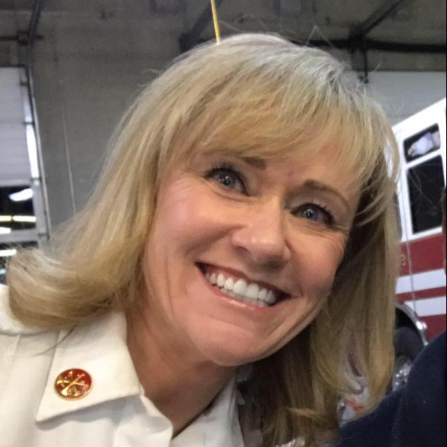 First Responder Friday - Schelly Olson - podcast episode cover