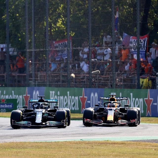 Chemistry of Verstappen-Hamilton Crashes + 5 Things - 2021 Russian GP Preview - podcast episode cover