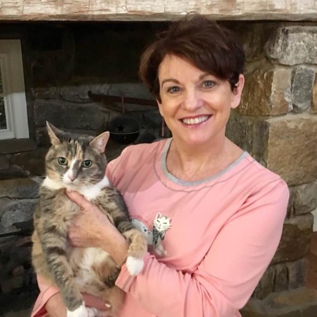 QVC's Jane Treacy Shares her heartfelt and special bond with Kiki - podcast episode cover