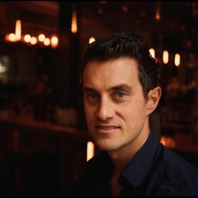 Pay It Forward with Stuart Waddington - podcast episode cover