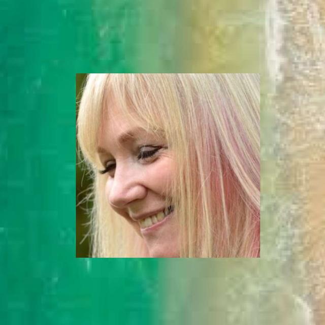 How Feng Shui Can Help You Manifest with Janine Lowe - podcast episode cover