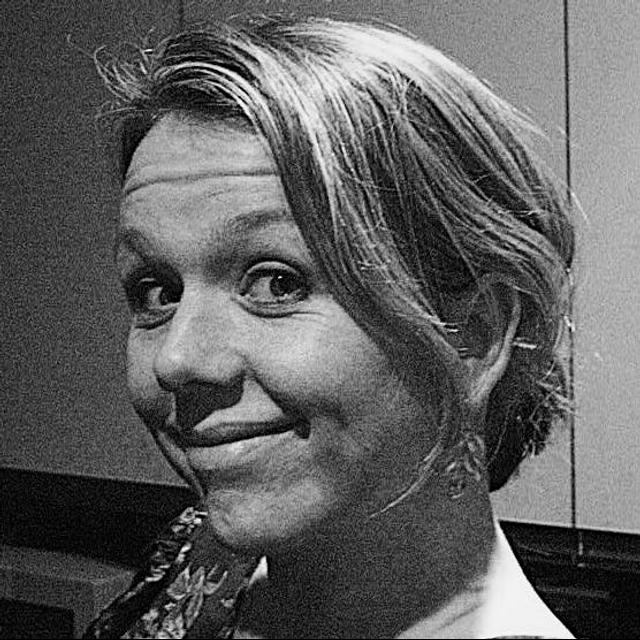 S08E09 - Kerry Godliman - podcast episode cover