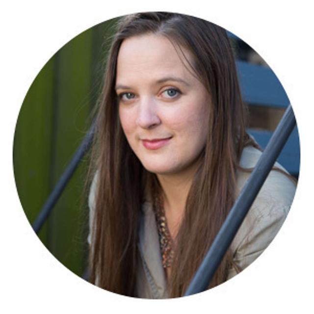 Andrea Klunder from The Creative Imposter Studios - podcast episode cover