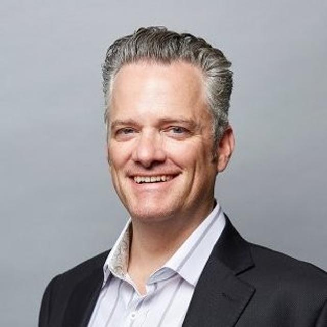 925: A.I. and the Hands of Time | Scott Bennion, CFO, Paystand - podcast episode cover