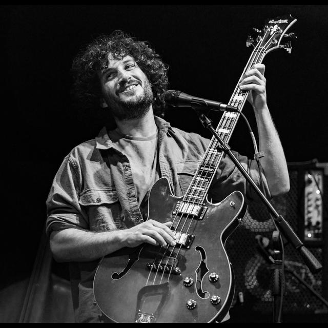 Strings and Stories: How Sam Grisman Keeps the Garcia-Grisman Legacy Alive - podcast episode cover